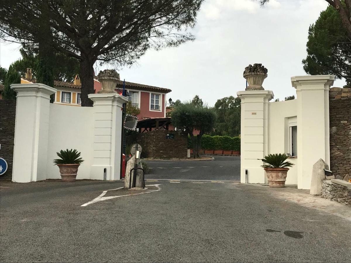 Appartamento Les Restanques De Saint-Tropez Grimaud Esterno foto